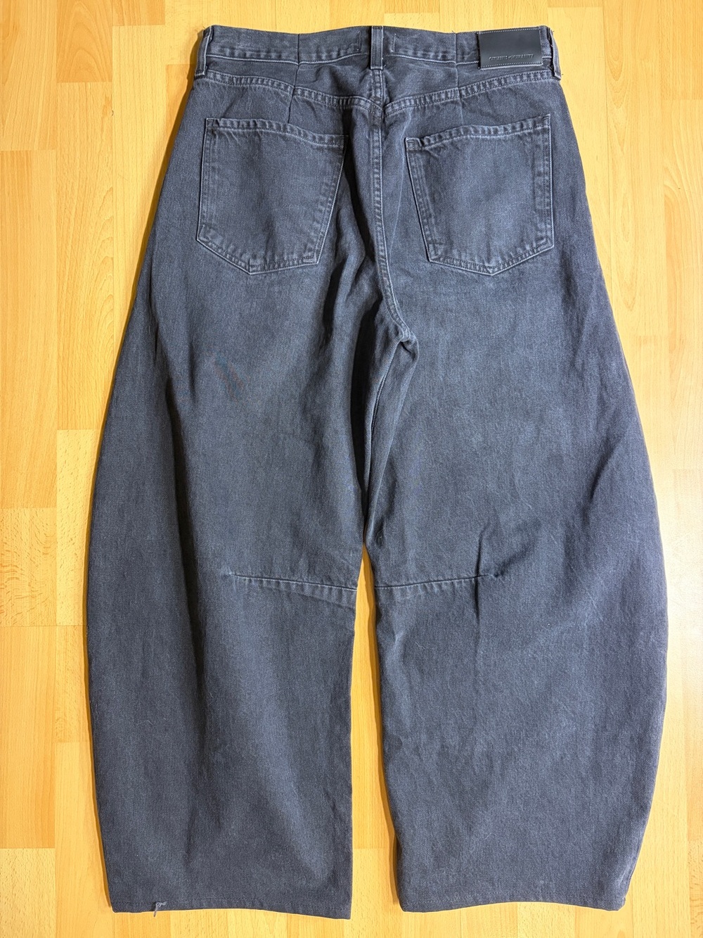 Citizens Of Humanity Miro Relaxed Barrel Leg Jean in Raine Charcoal Grey 29 - Picture 10 of 14